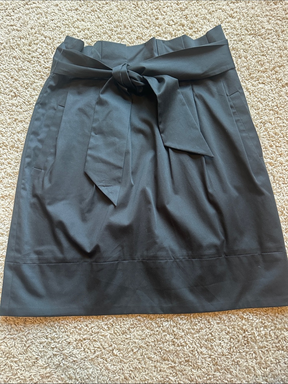 BCBG Maxazria Classic Black Tie-Waist Women's Skirt